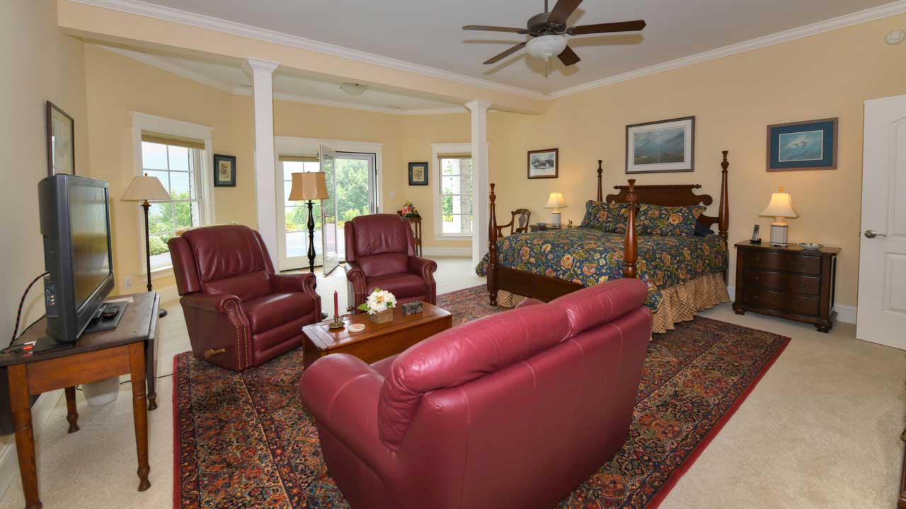 Parker Mountain-family room