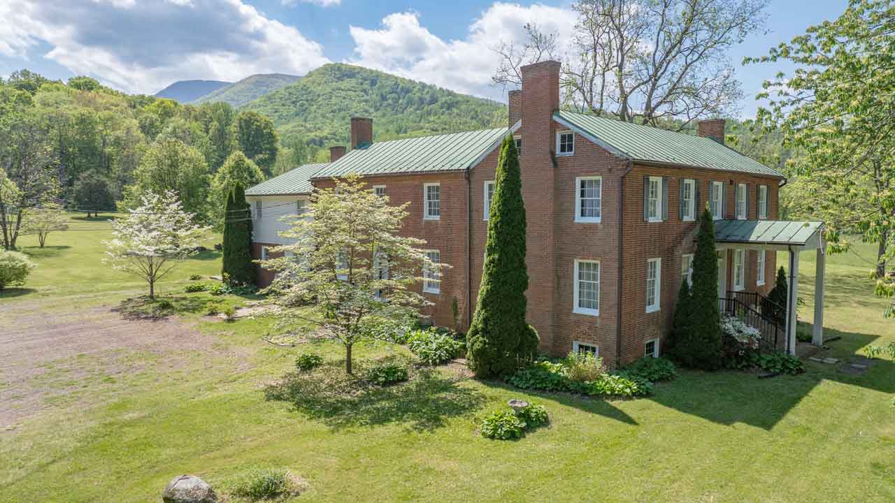 1810 Glenn Highland  