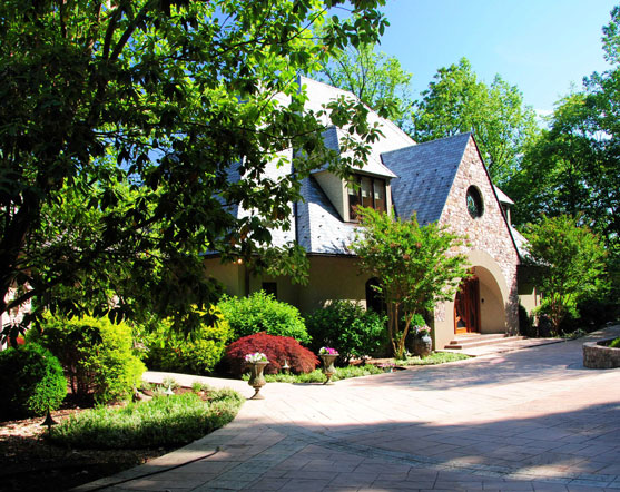 Wintergreen Home