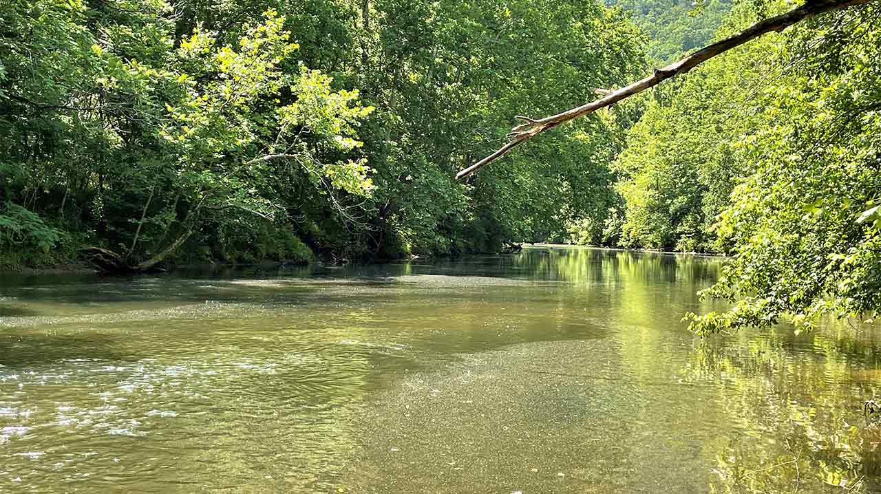 Rockfish River access for kayak and fishing.